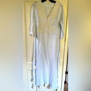 Roller Rabbit 100% linen embroidered maxi dress
